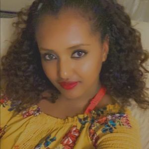 Meet your Posher, Yodit